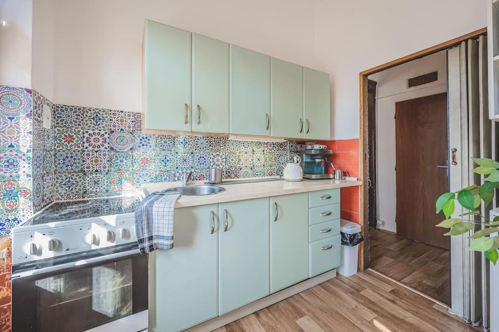 Carolina'S Romantic Apartment Hradec Králové Extérieur photo