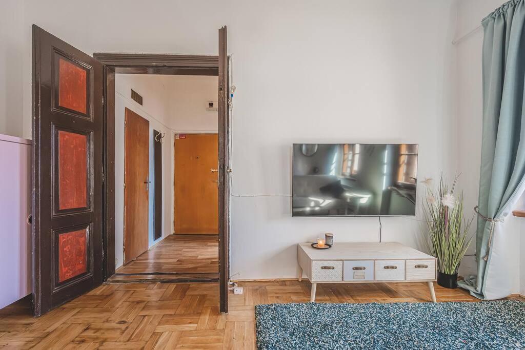 Carolina'S Romantic Apartment Hradec Králové Extérieur photo